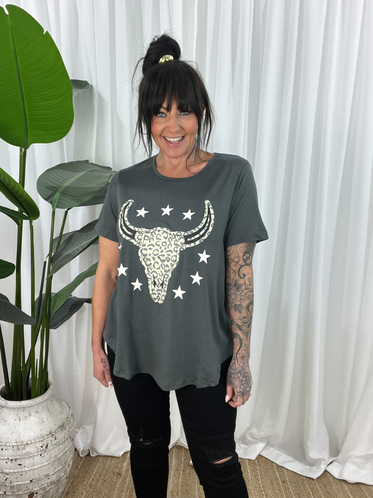 Jordy Leopard Steer Tee- Steel