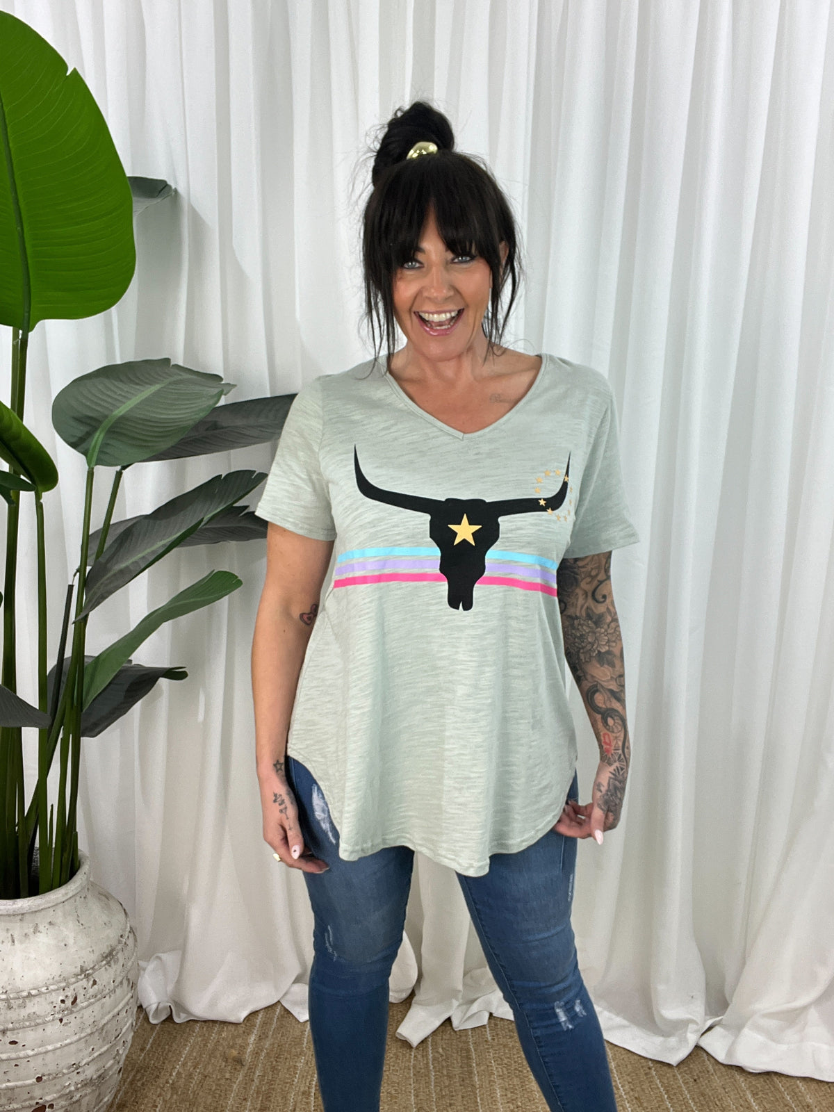 Harlie Steer Tee- Chalk (EODY SALE)