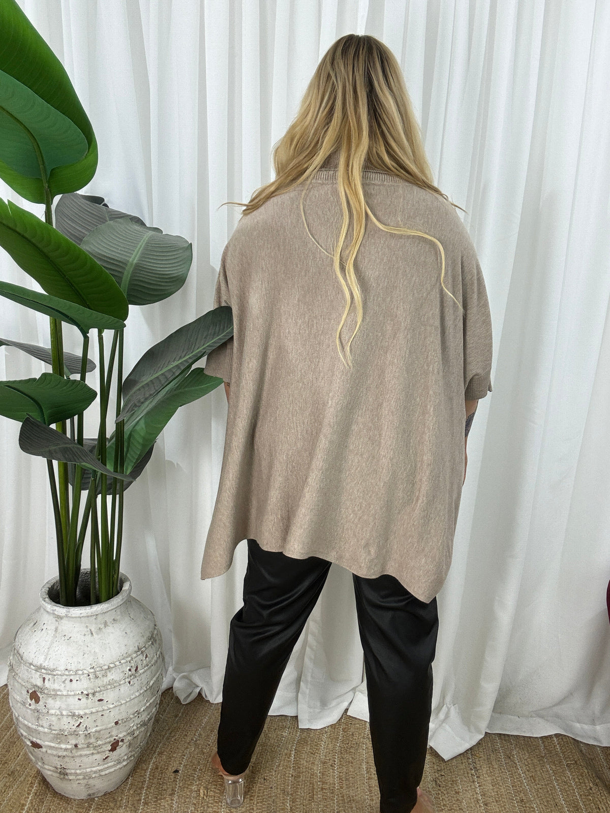 Main Poncho (EOFY SALE)