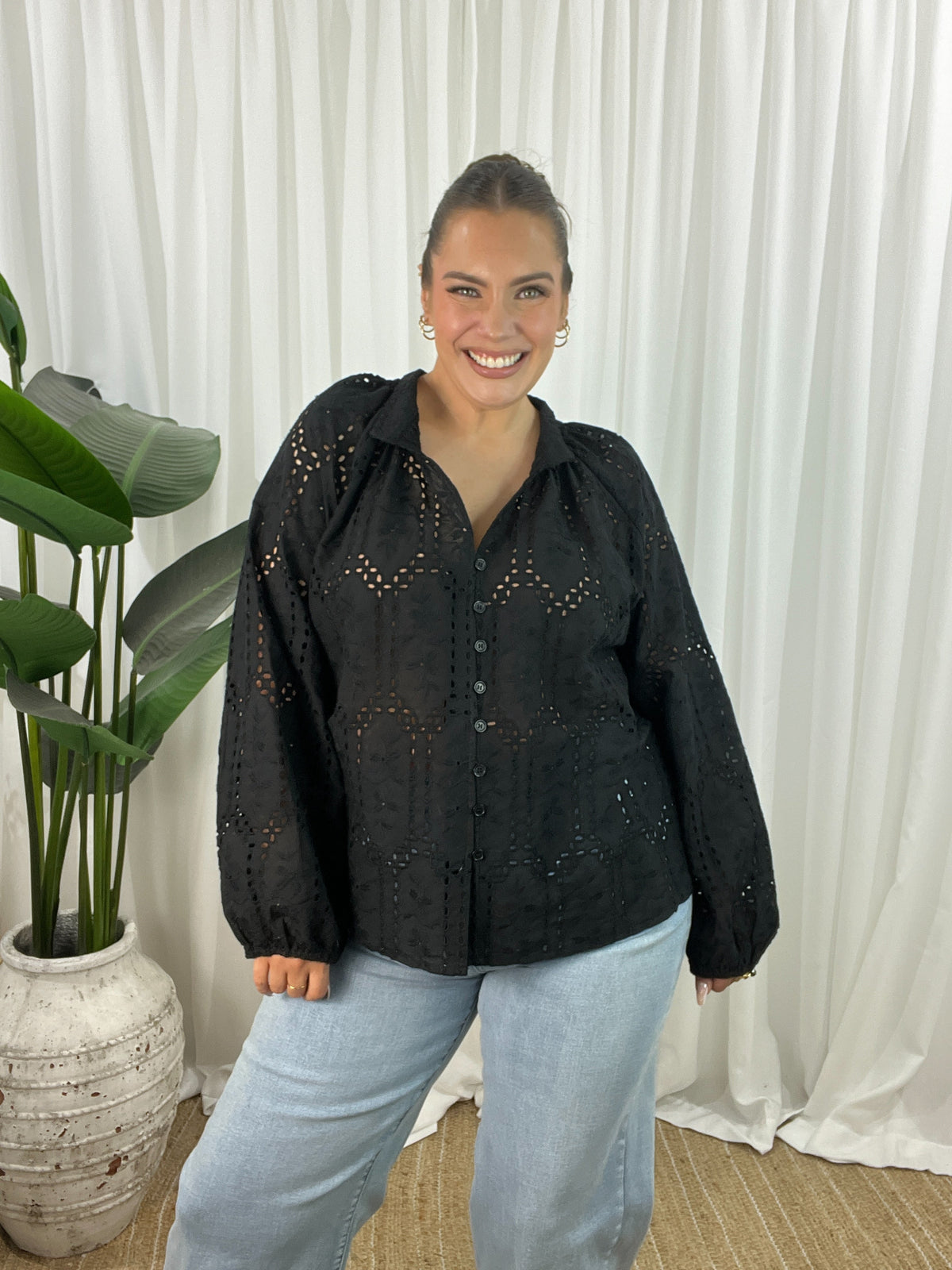 Jonah Shirt - Black