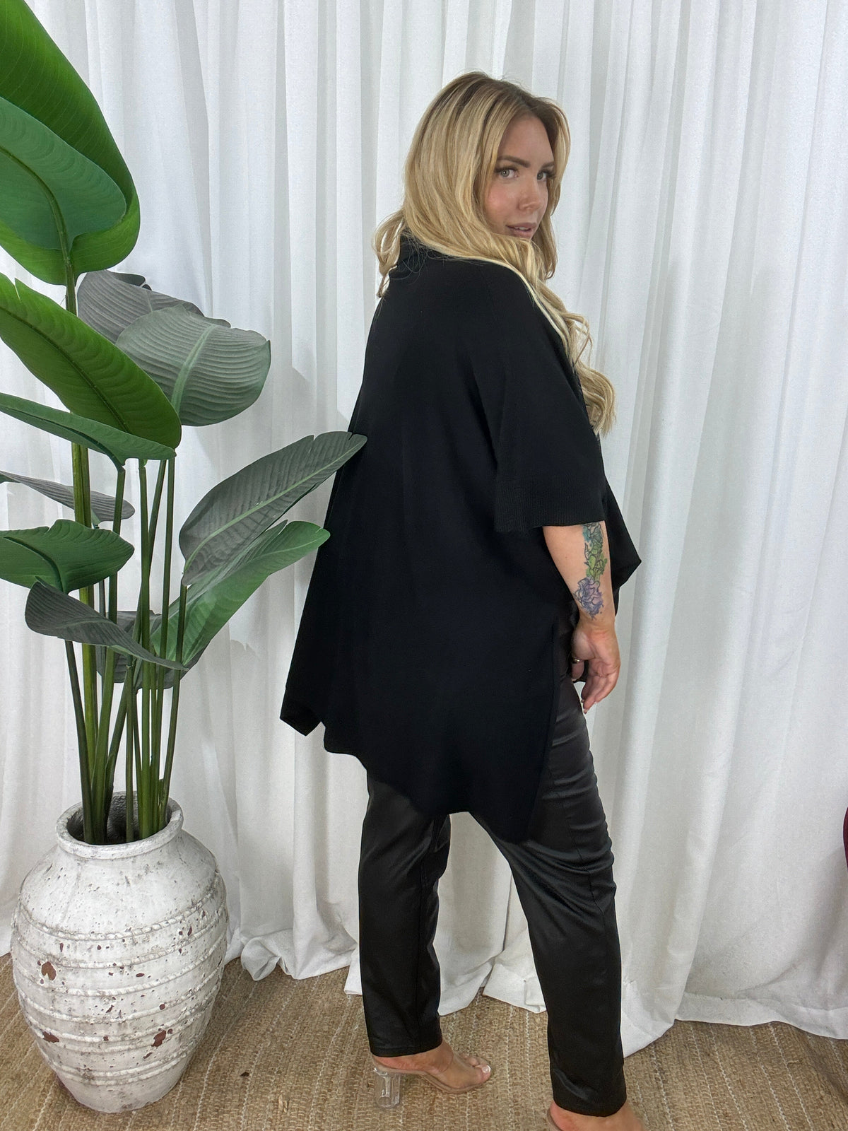 Main Poncho (EOFY SALE)