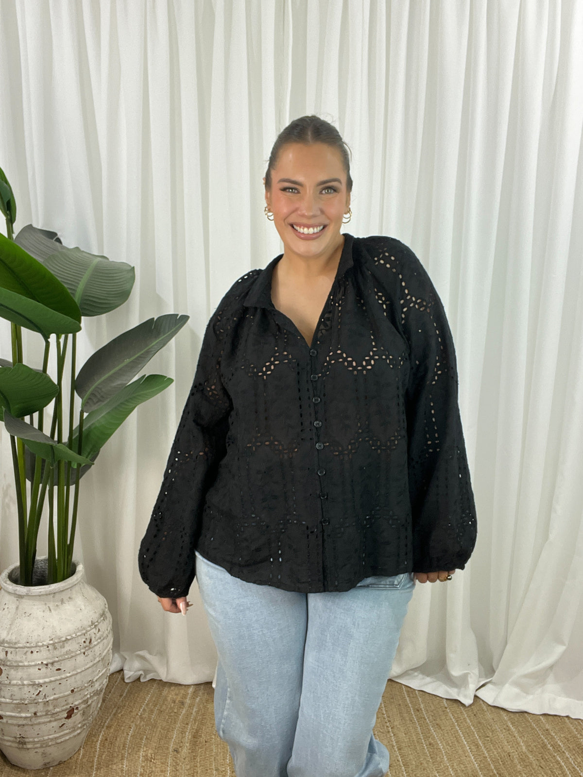 Jonah Shirt - Black