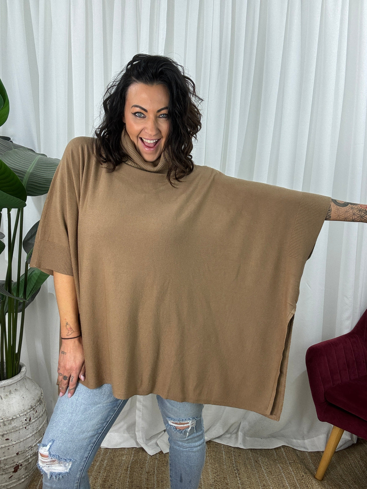 Main Poncho (EOFY SALE)