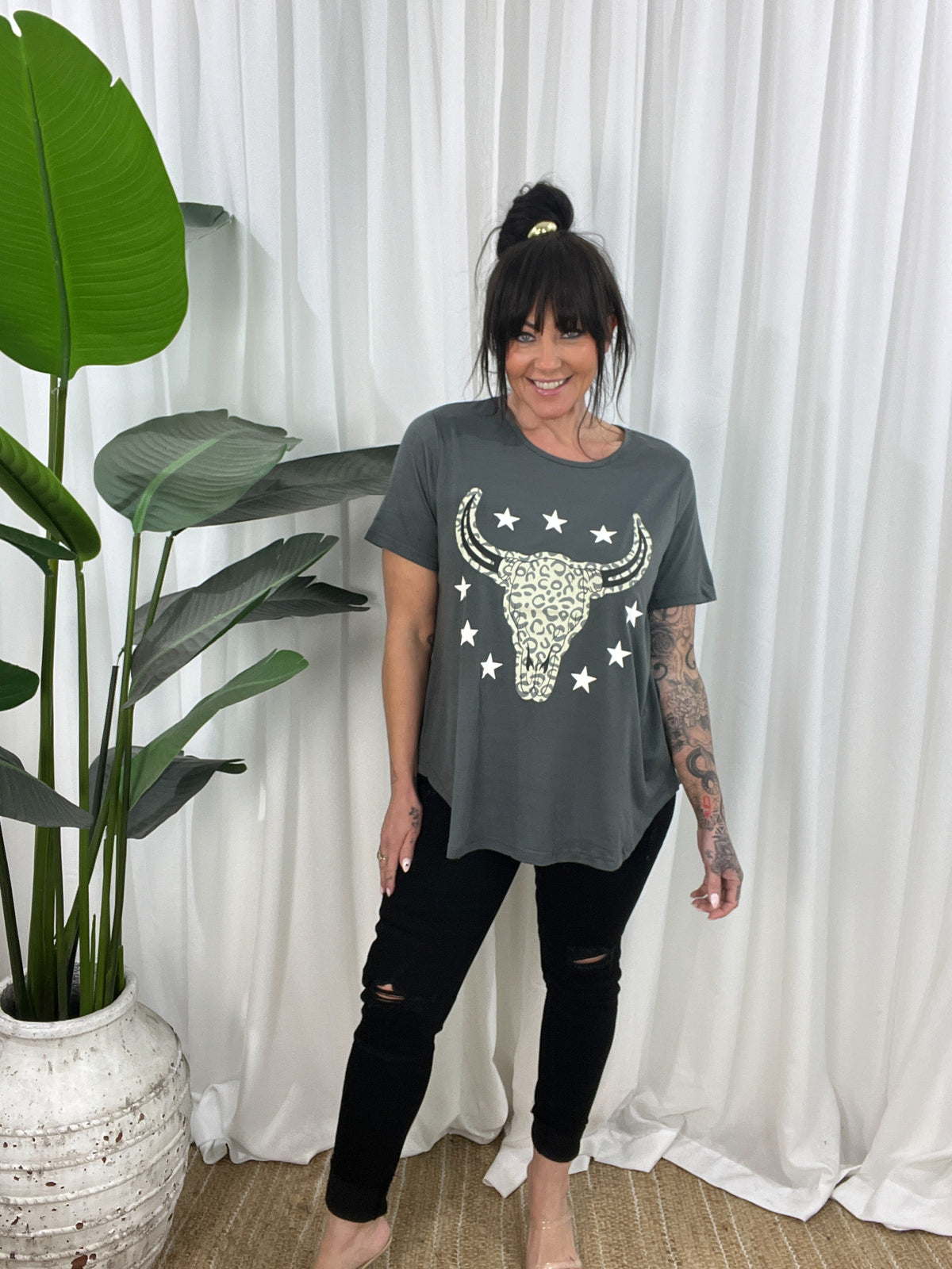 Jordy Leopard Steer Tee- Steel