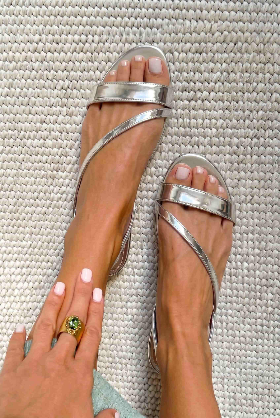 Minimalist Asymmetric Strap Open Toe Flat Sandals