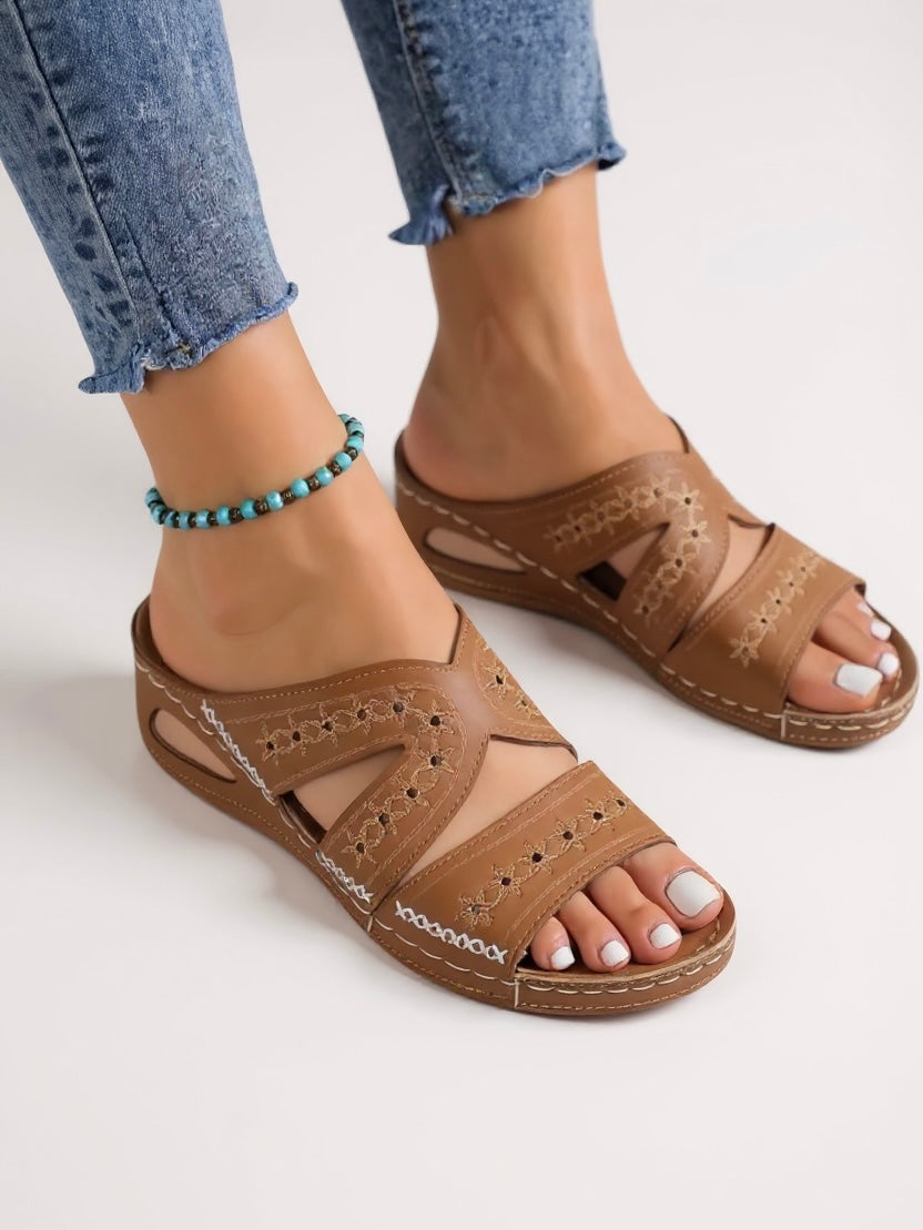 Calla | Embroidered Slide Sandals
