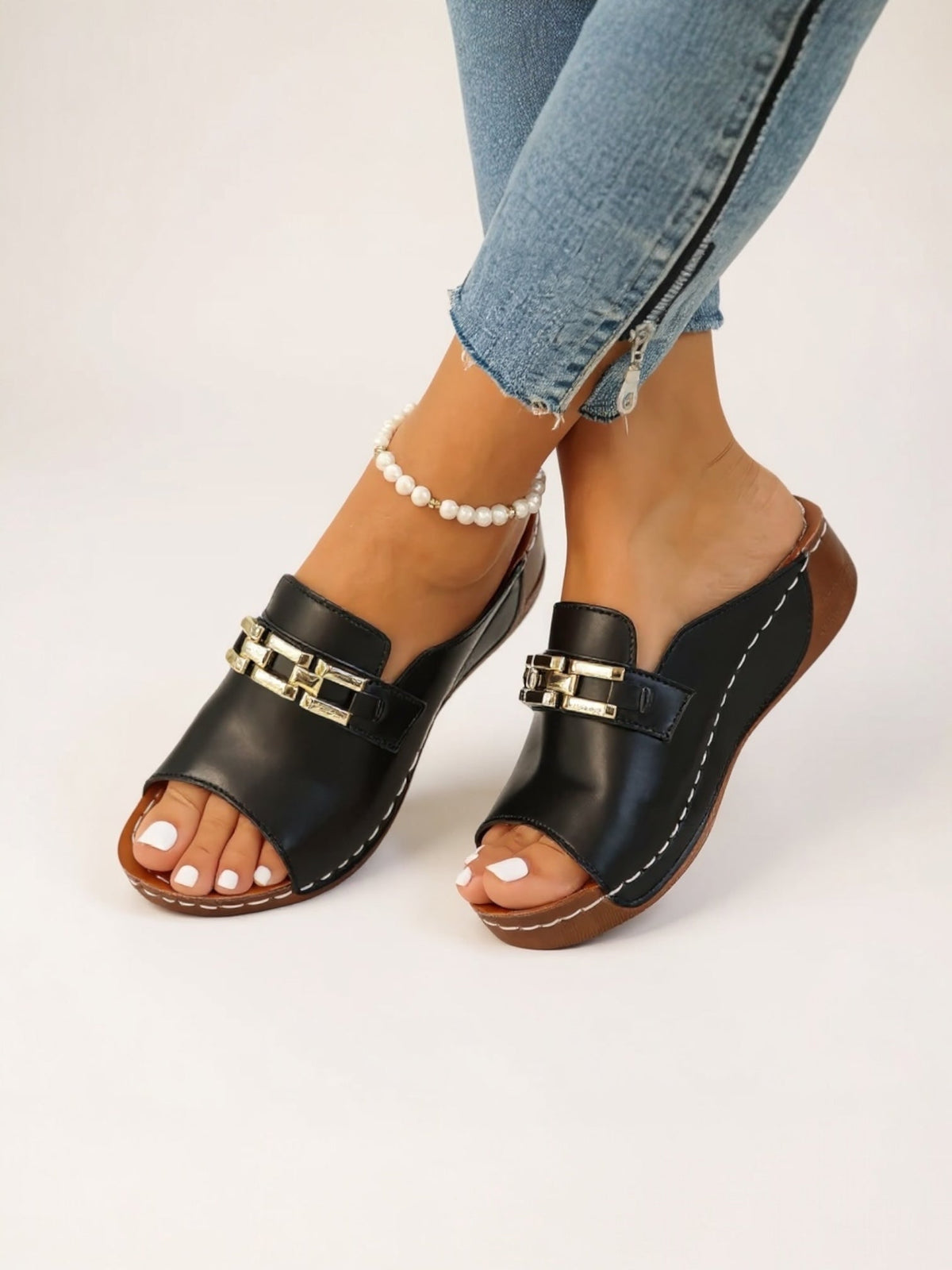 Romy | Slip Sandals