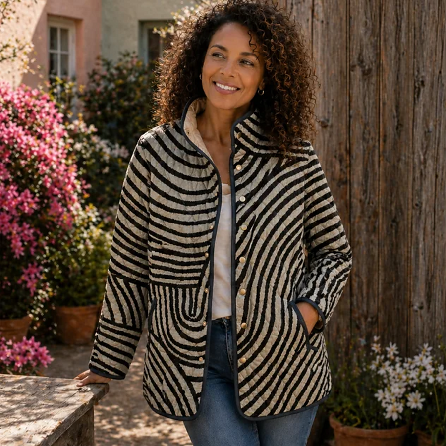 Inaya | Retro Hand-Drawn Circle Design Quilted Jacket