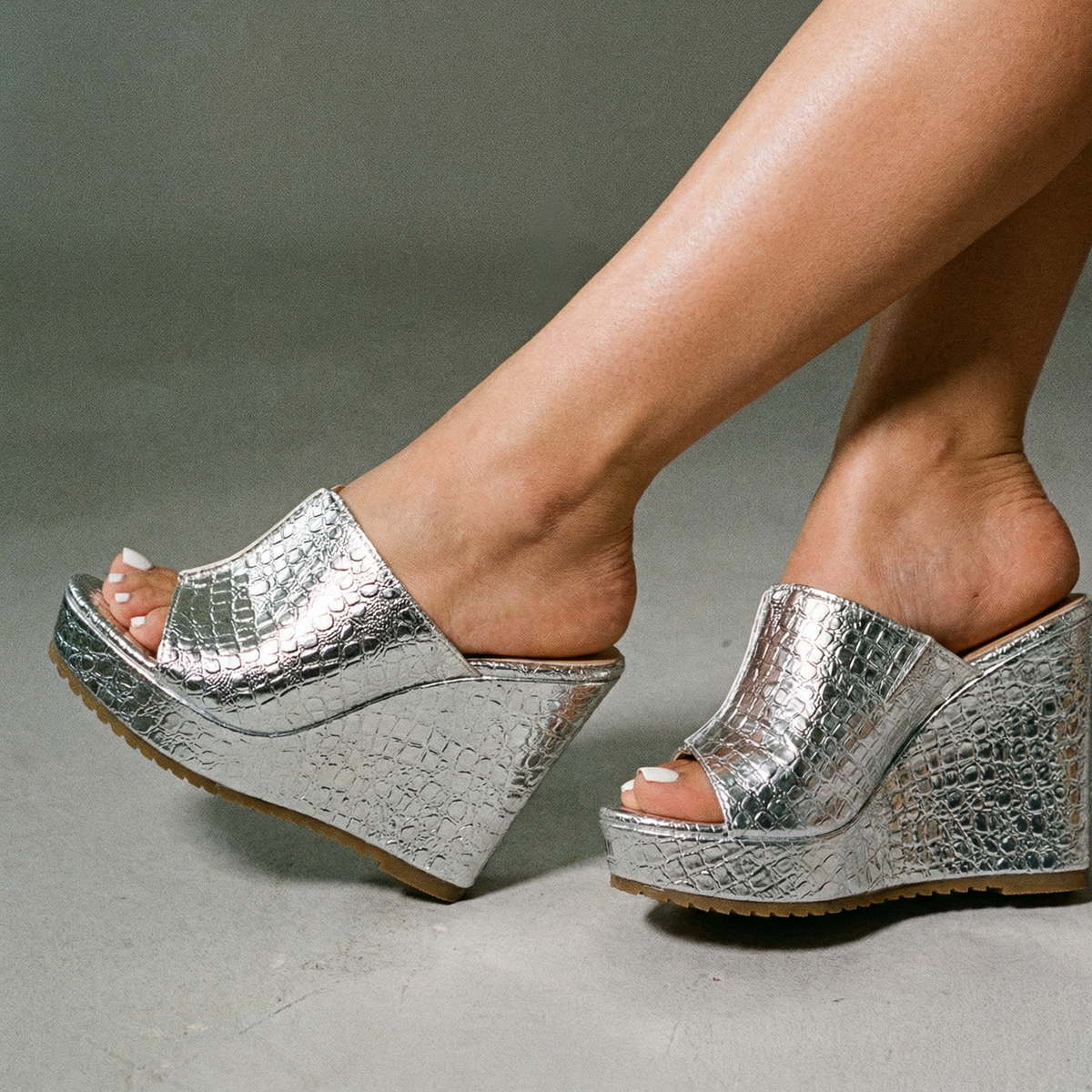 Nicolette | Women's Gold Platform Wedge Sandals